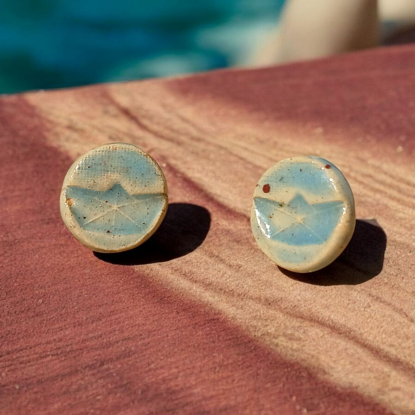 Ohrstecker Keramik "Papierboot"