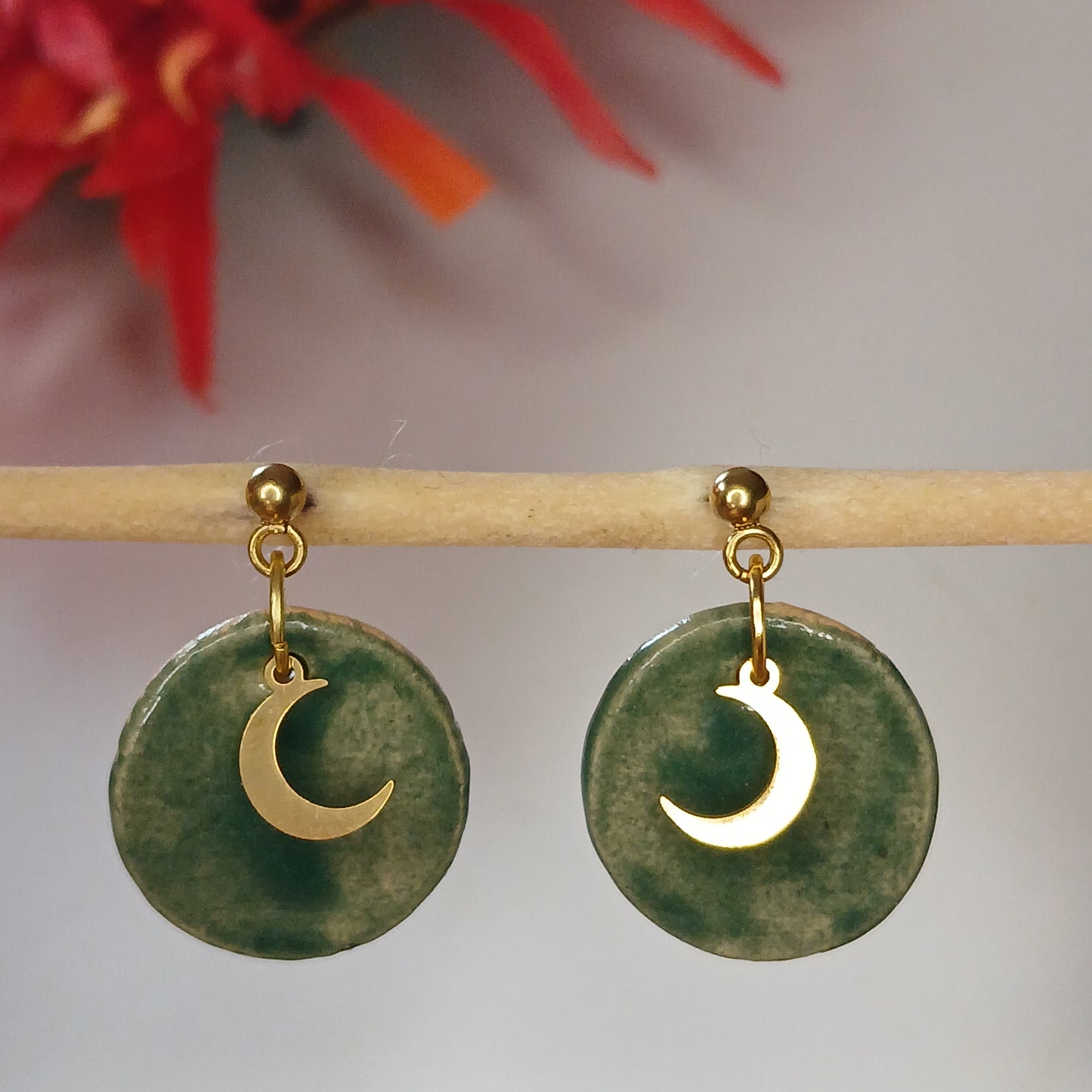 Ohrhänger Keramik "Halbmond" malachit