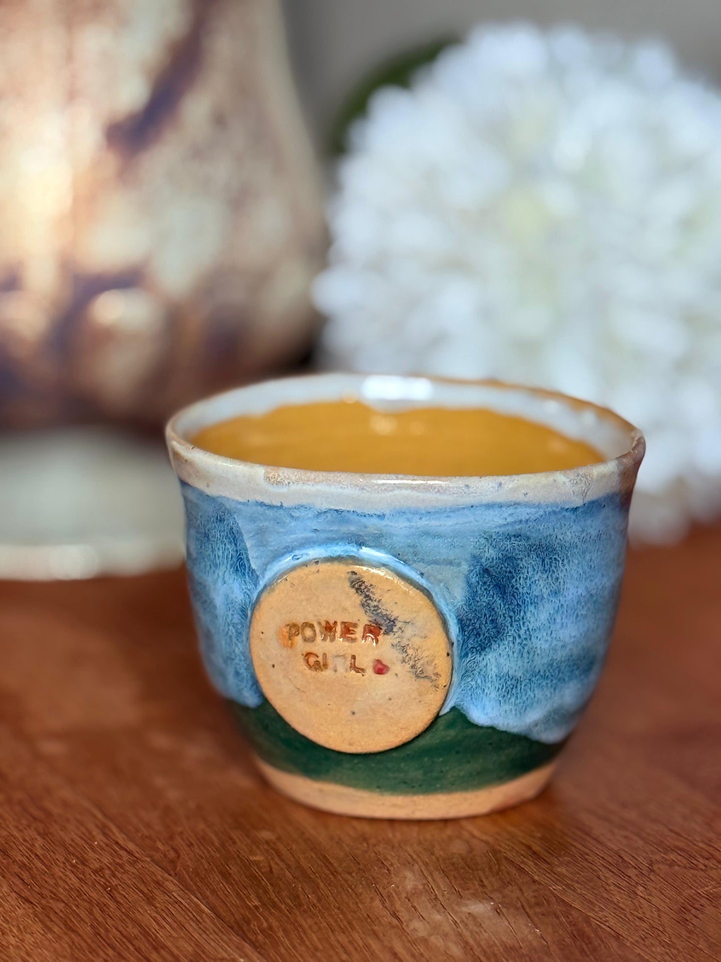 Becher Keramik "Powergirl"