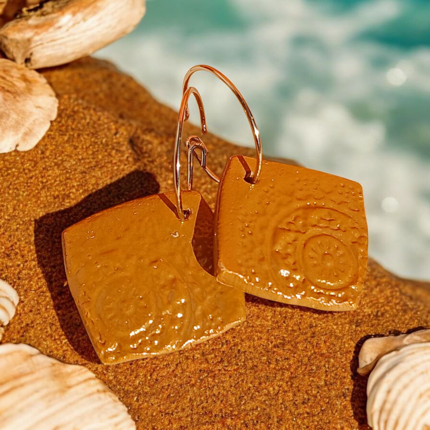 Ohrhänger Keramik goldfarben